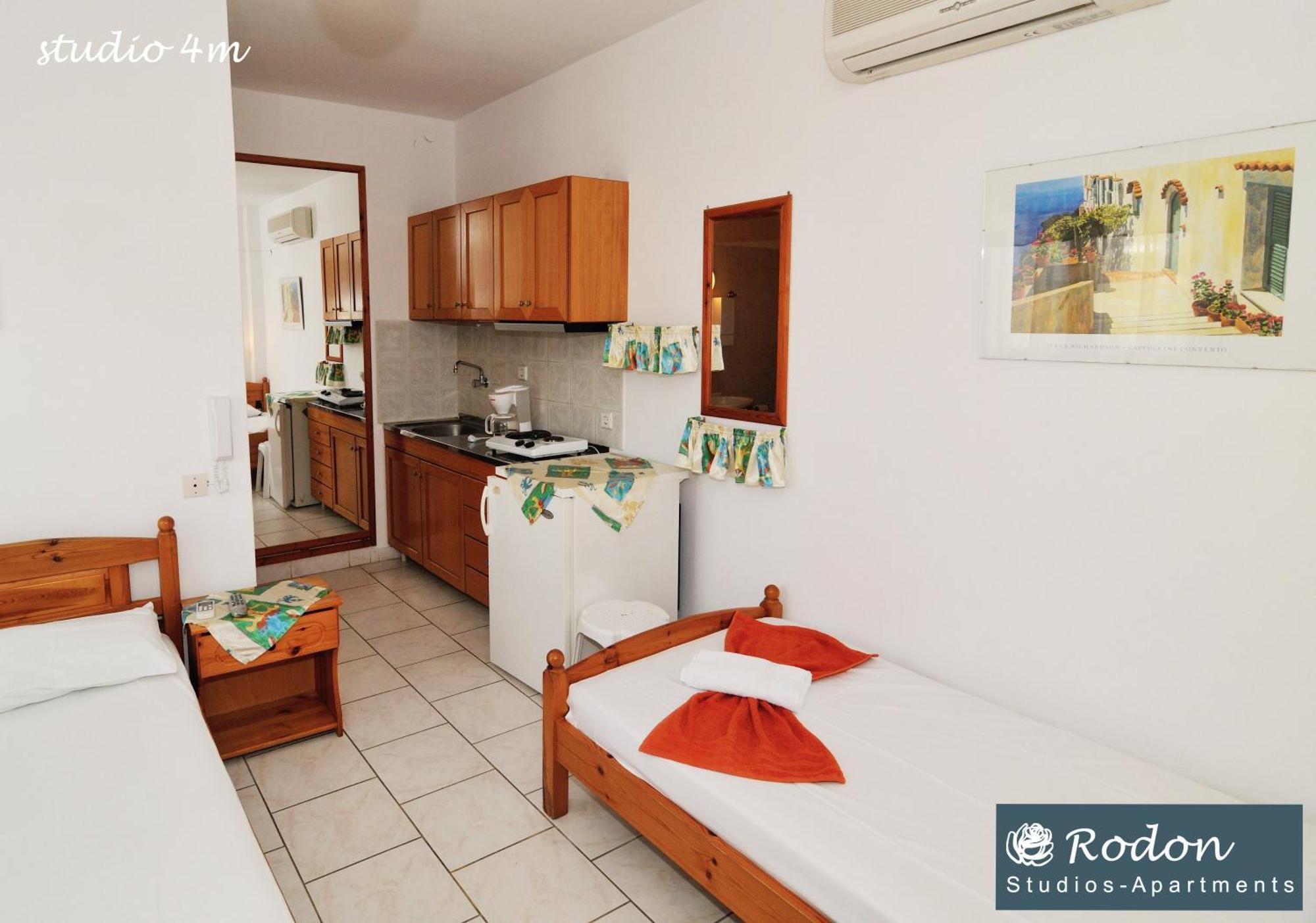 Rodon Apartments - S Avdimioti Nea Roda Exteriér fotografie